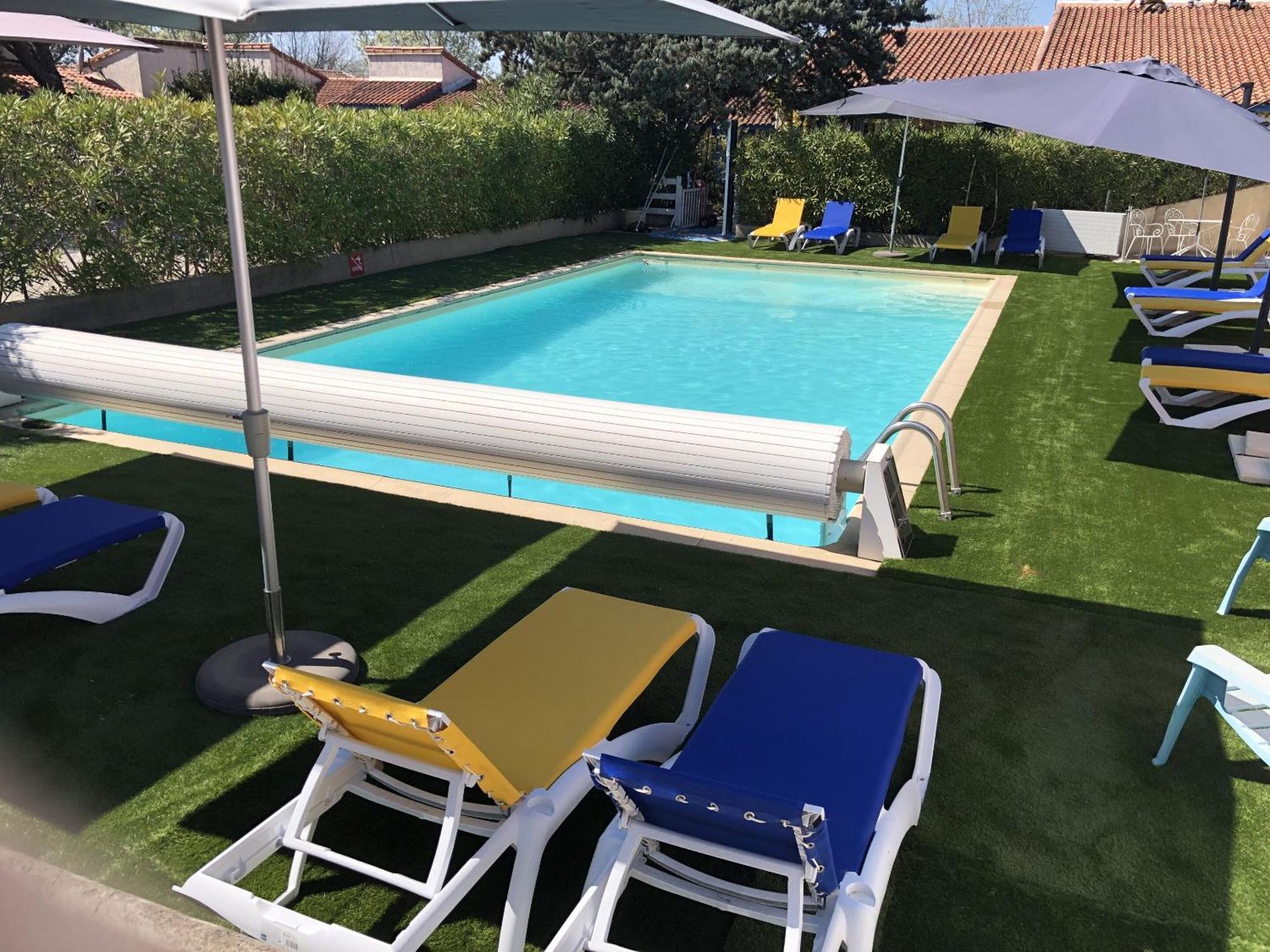 Hotel Des 4 Vents "Esprit Camargue" Aigues-Mortes Exteriör bild