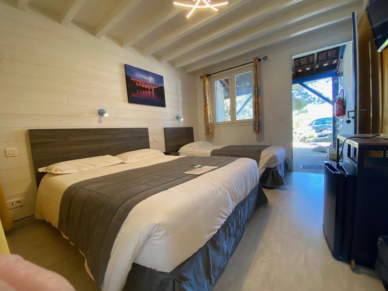 Hotel Des 4 Vents "Esprit Camargue" Aigues-Mortes Exteriör bild
