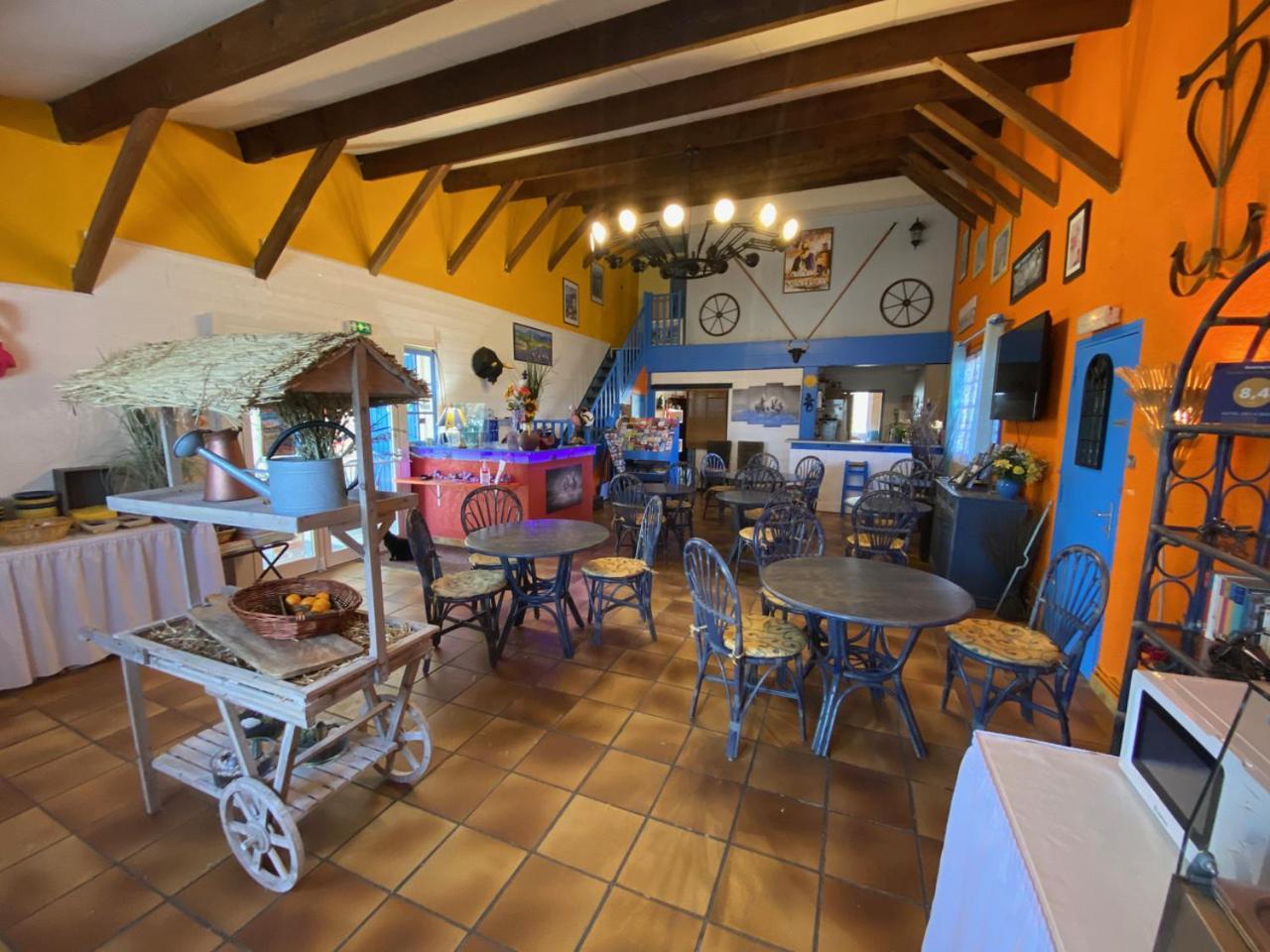 Hotel Des 4 Vents "Esprit Camargue" Aigues-Mortes Exteriör bild